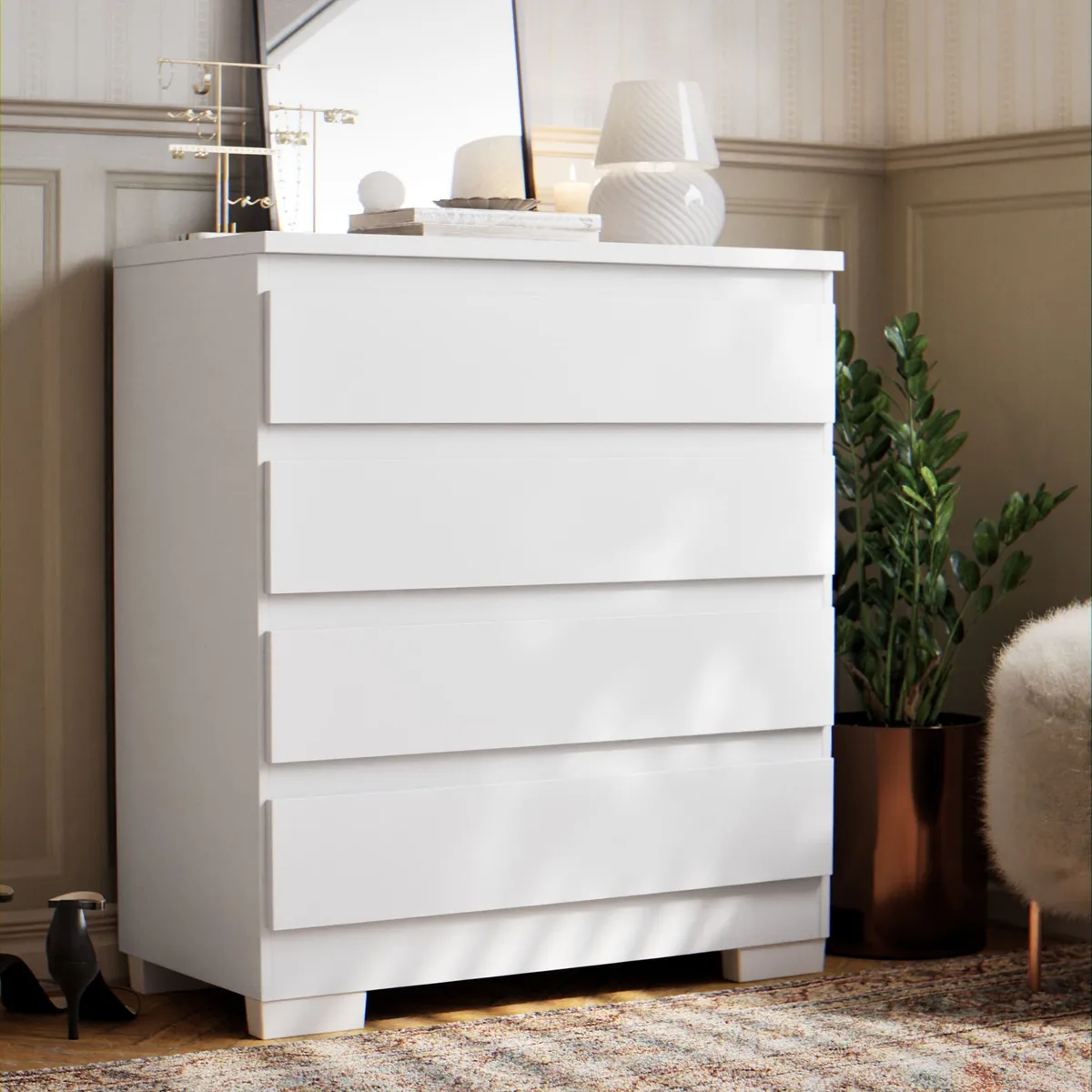 Cômoda branca 4 gavetas com corrediças telescópicas, modelo Imperial Maxi do Brasil, 66cm largura x 40cm profundidade x 91,5cm altura — foto 1